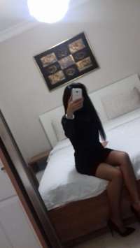 Mersin'de Lüks Bayan Escort İlanları: Zarif ve Saçları ile Büyüleyen 76kg, 172cm'lik Sizin Bayan Escort