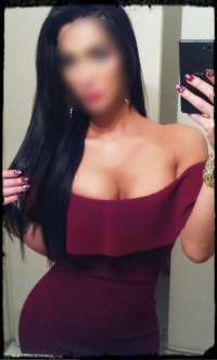 Silifke Escort Bayan: İpeksi Saçlı Güzel
