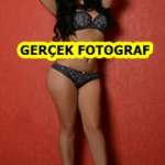 Mezitli Escort İlanları: İnci, Eğlence Dolu ve Kendine Güvenen Bir Kadın